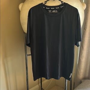 Reebok Men's Black T-Shirt